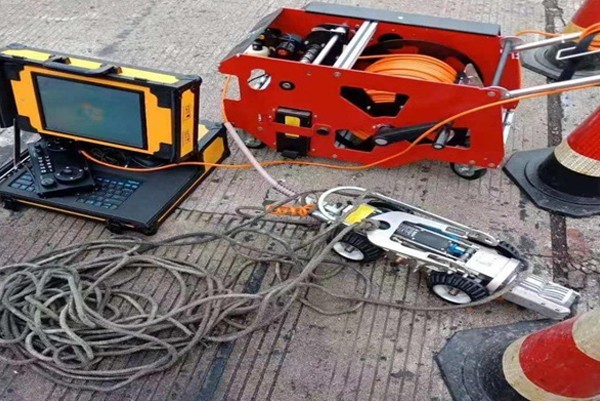 和政CCTV管道检测机器人