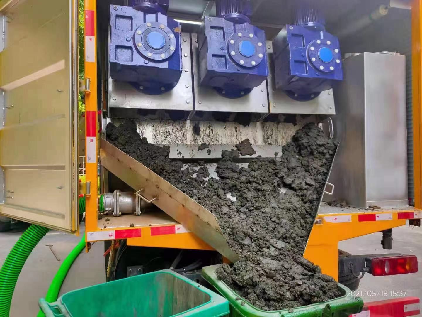 和政化粪池清掏城市维护站-泥浆净化干湿分离处理